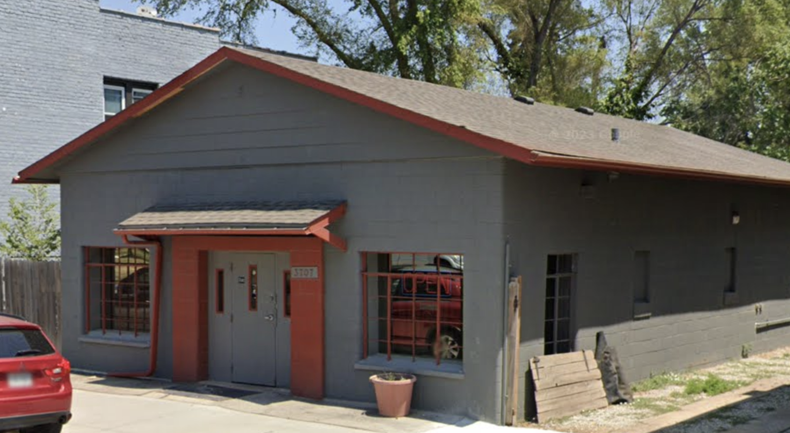 The Speedy Wee-Washette Laundry was located at 3707 N. 24th Streets in the 1940s and 1950s. Today this address is home to the Fraternity Barbershop.
